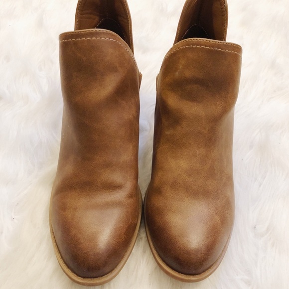 Camel booties - Picture 3 of 3